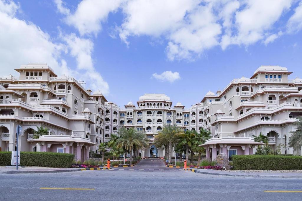 Royal Club By Rvhr, Grandeur Residence Crescent Palm Jumeirah Dubai Eksteriør bilde