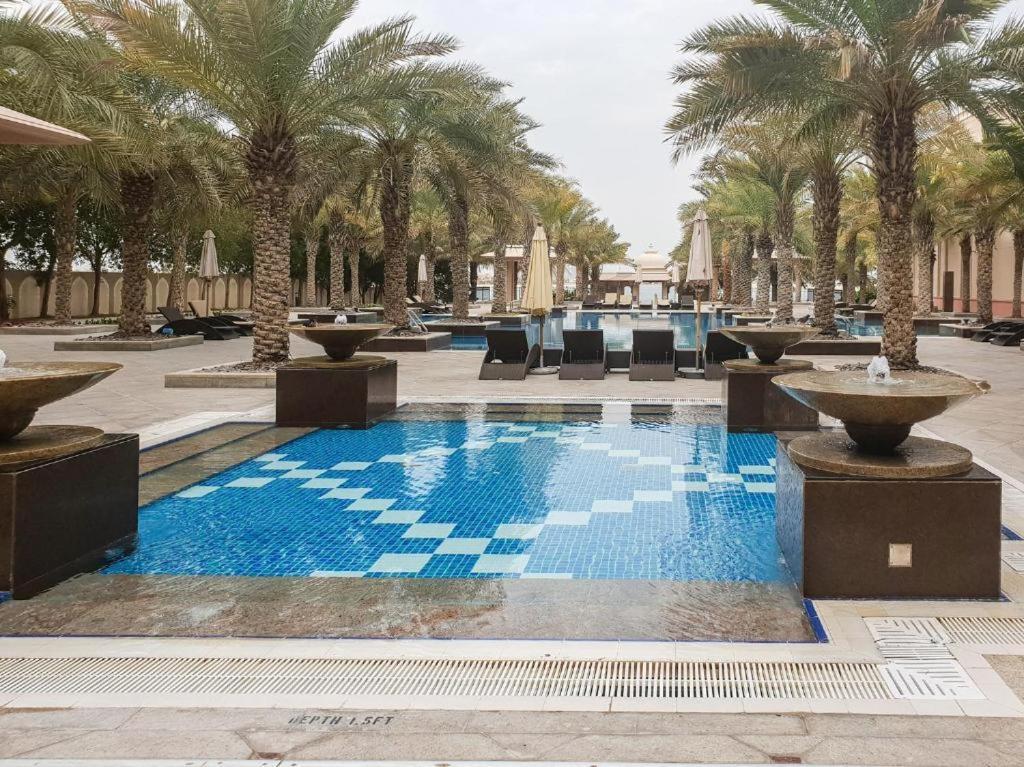 Royal Club By Rvhr, Grandeur Residence Crescent Palm Jumeirah Dubai Eksteriør bilde