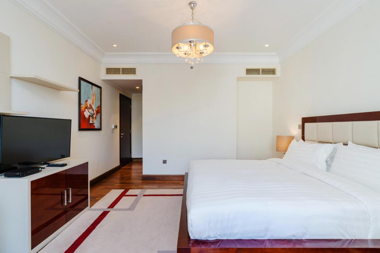 Royal Club By Rvhr, Grandeur Residence Crescent Palm Jumeirah Dubai Eksteriør bilde
