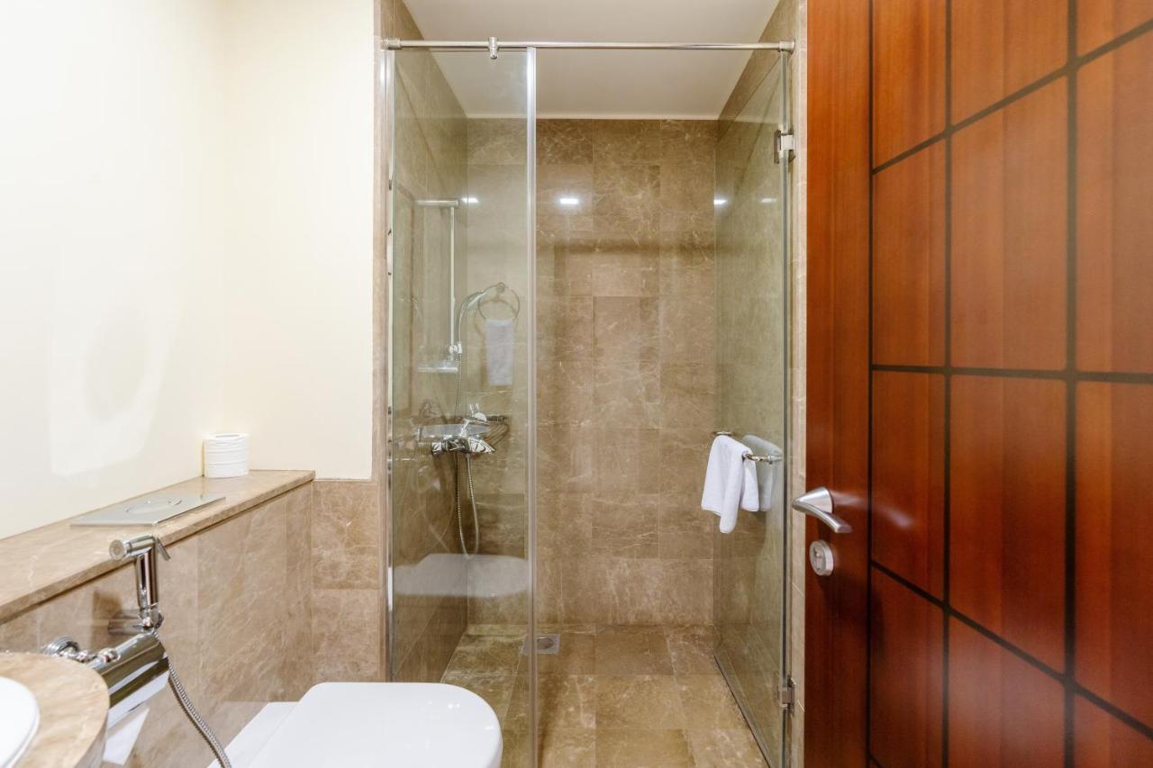 Royal Club By Rvhr, Grandeur Residence Crescent Palm Jumeirah Dubai Eksteriør bilde