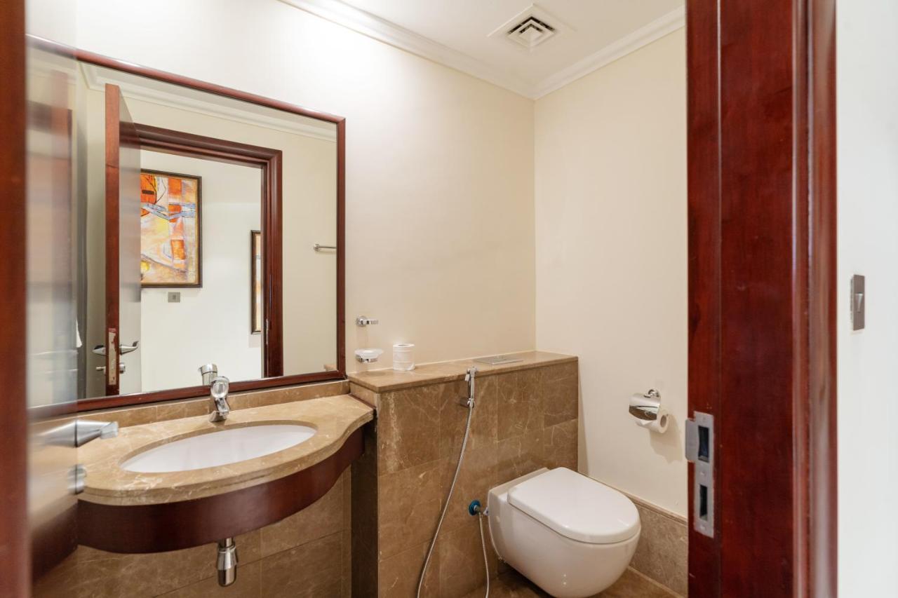 Royal Club By Rvhr, Grandeur Residence Crescent Palm Jumeirah Dubai Eksteriør bilde