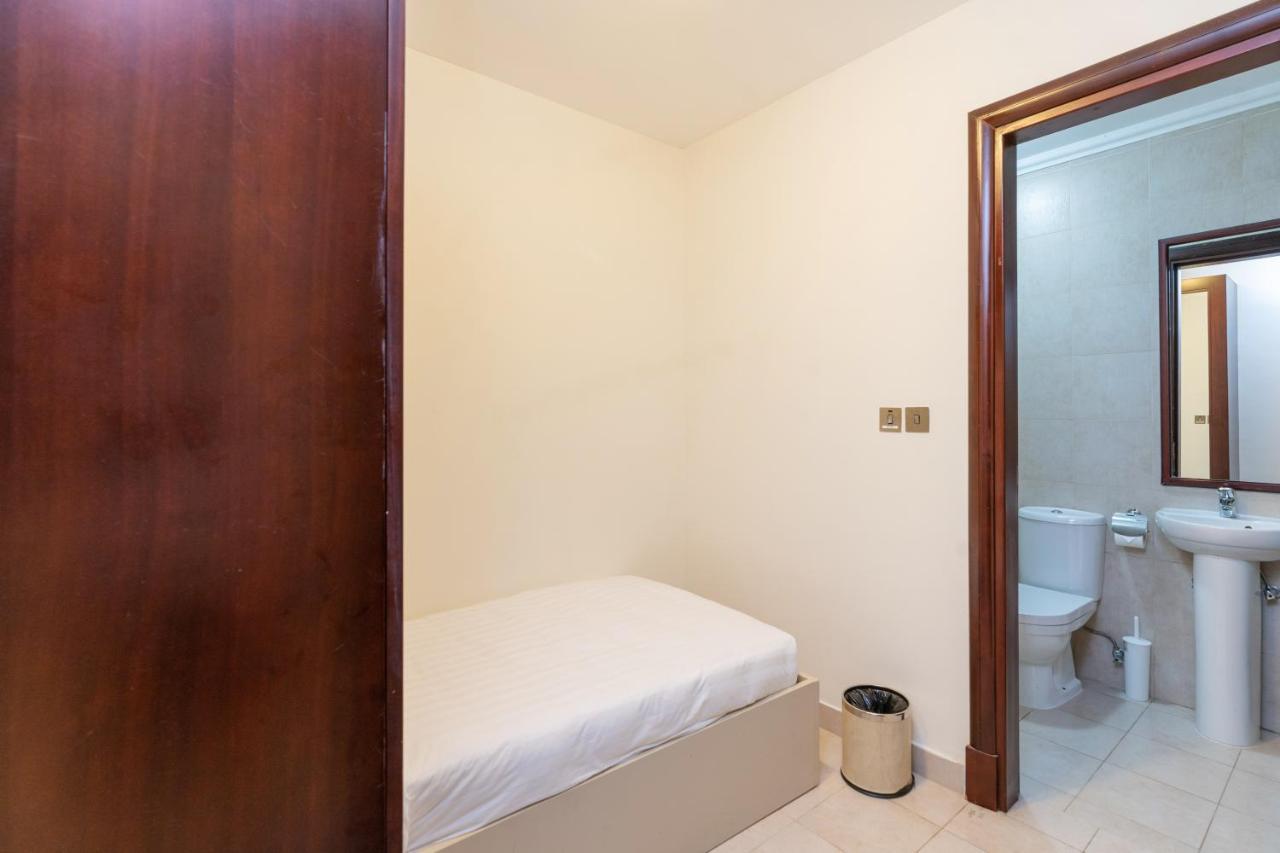 Royal Club By Rvhr, Grandeur Residence Crescent Palm Jumeirah Dubai Eksteriør bilde